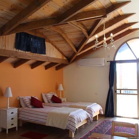 Hotel Off The Square Safed Esterno foto