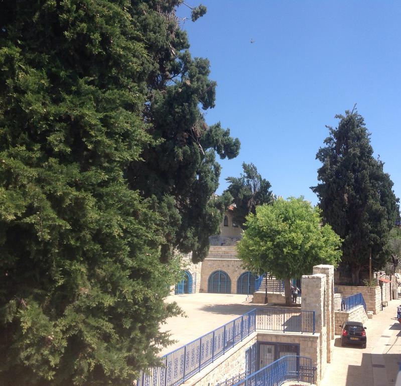 Hotel Off The Square Safed Esterno foto