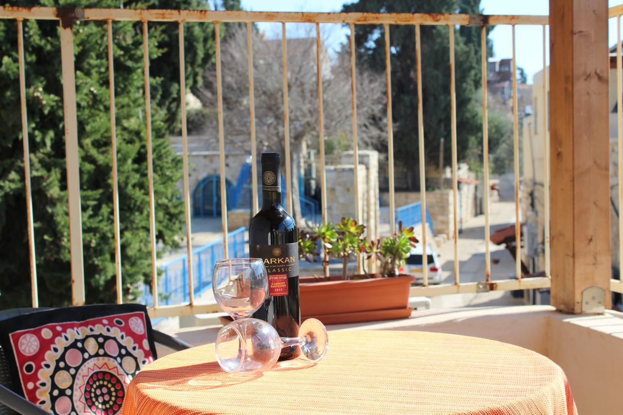 Hotel Off The Square Safed Esterno foto
